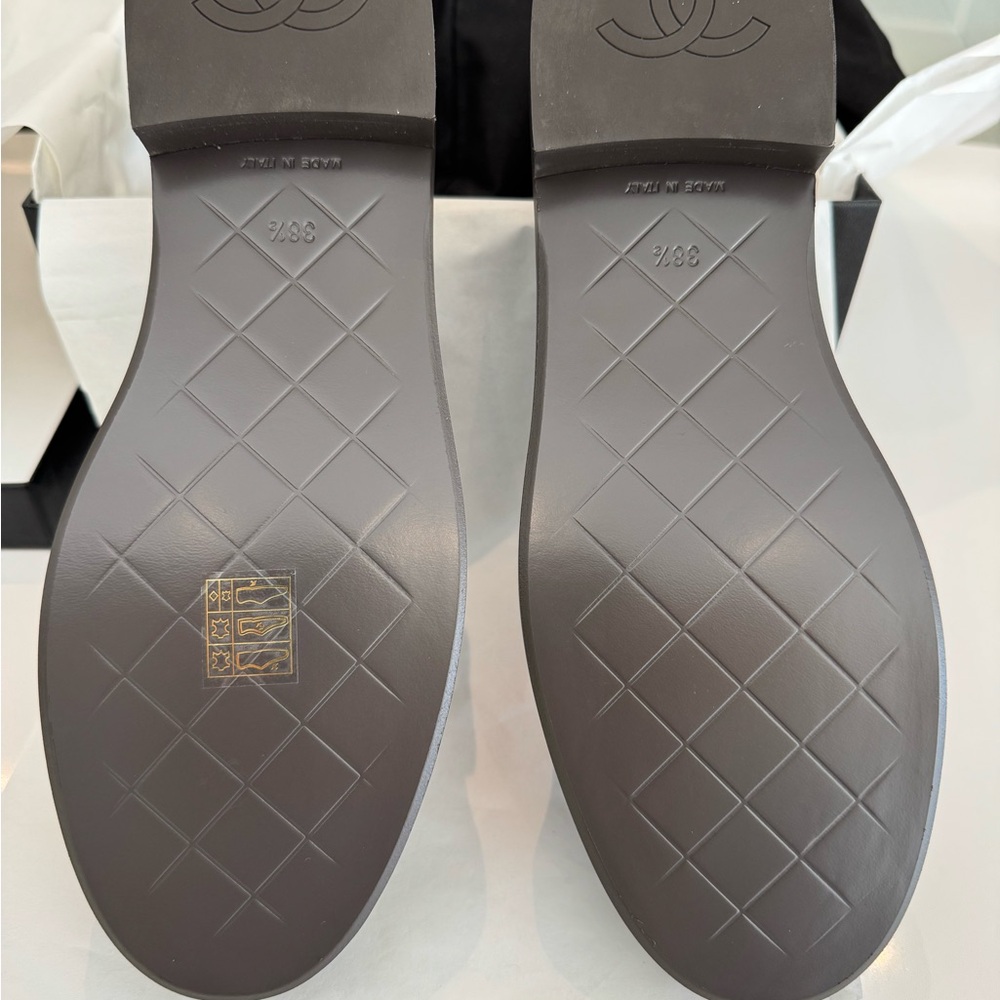Chanel Dark Brown Moccasins - NWT size 38.5 - Picture 6 of 6
